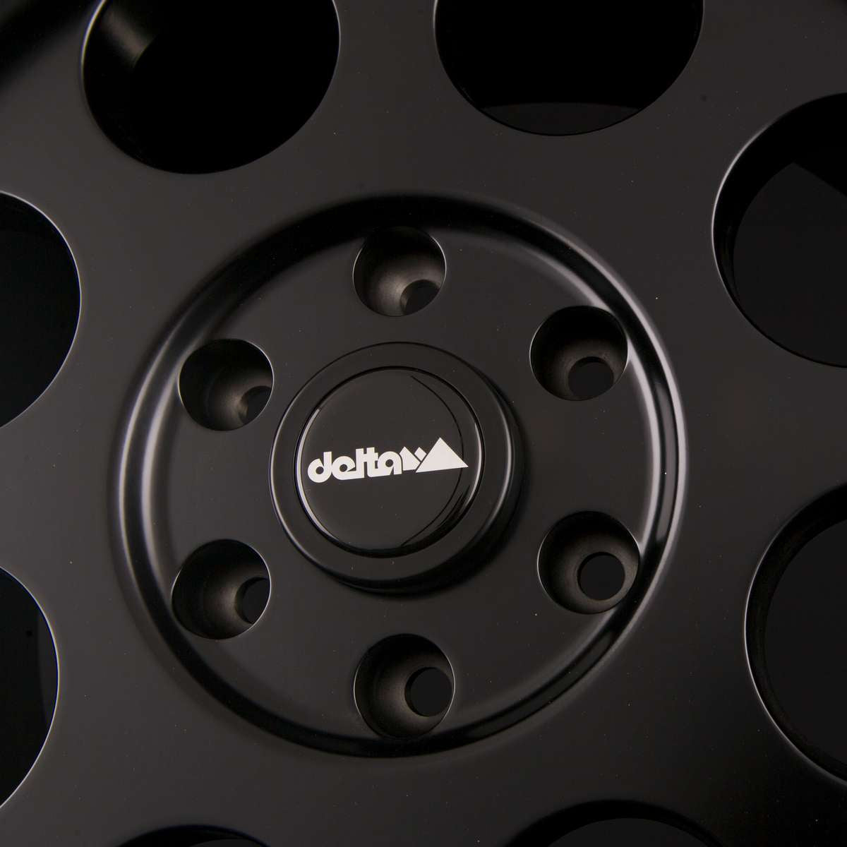 Alurad Klassik_B Schwarz Matt für Transit (F*D | 2024 -) und Transit/Tourneo Custom (NXN | 2024 - )