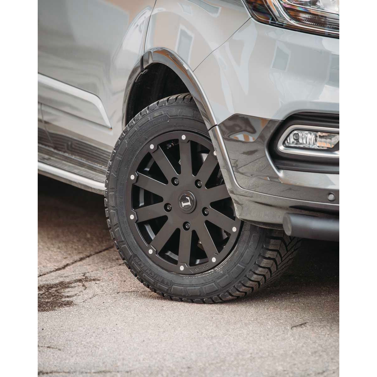 Alurad Hanma 17" schwarz matt Ford Transit Custom (2013 - 2023)