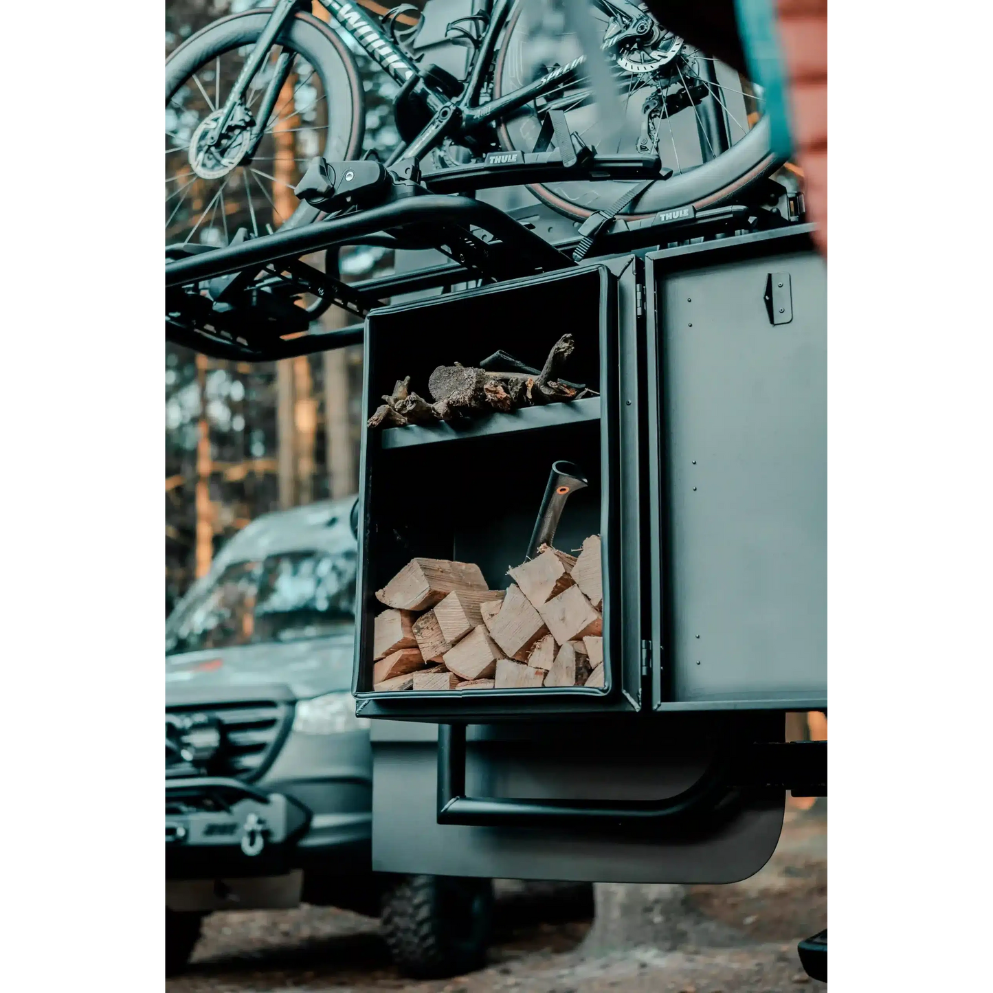 Cargo Box 700