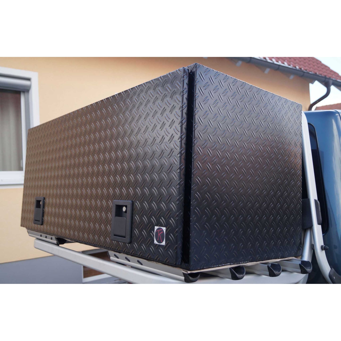 Alubox B 800/800 RAL 9005 schwarz matt