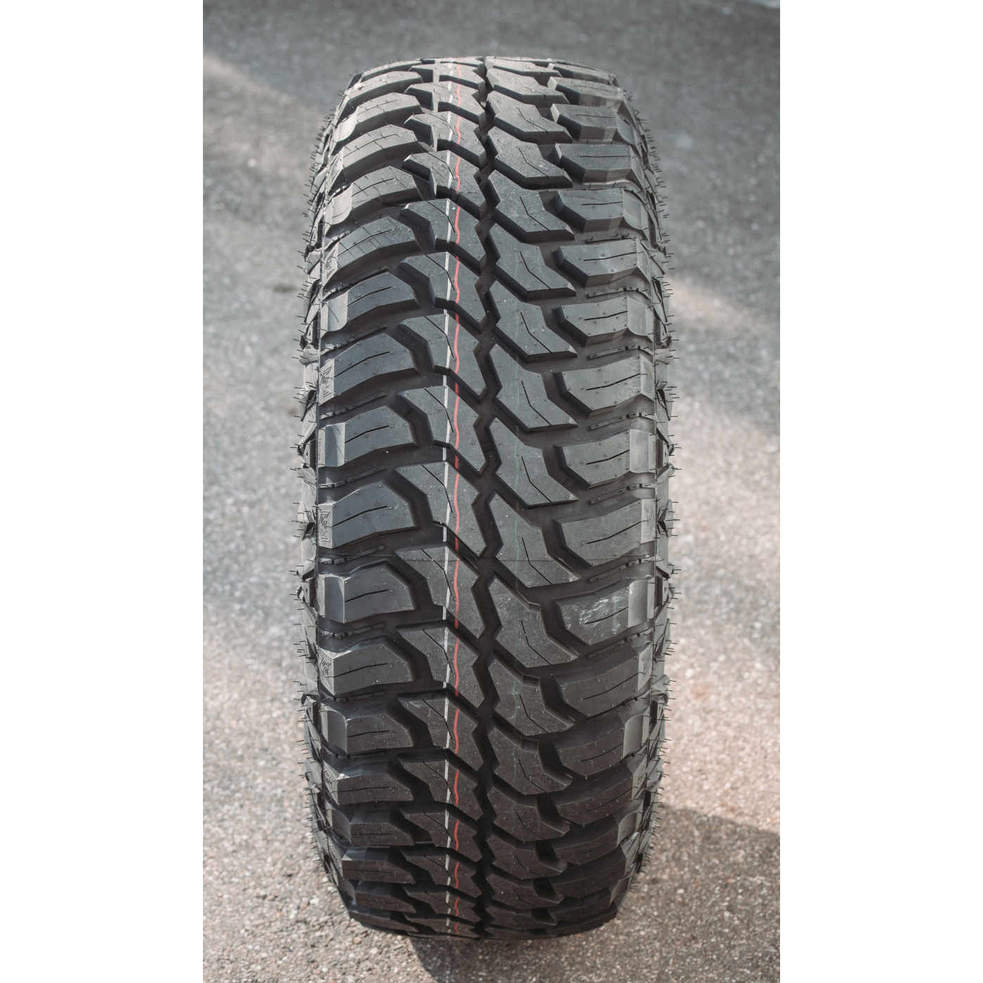 Reifen 305/70R18 35x12.5R18