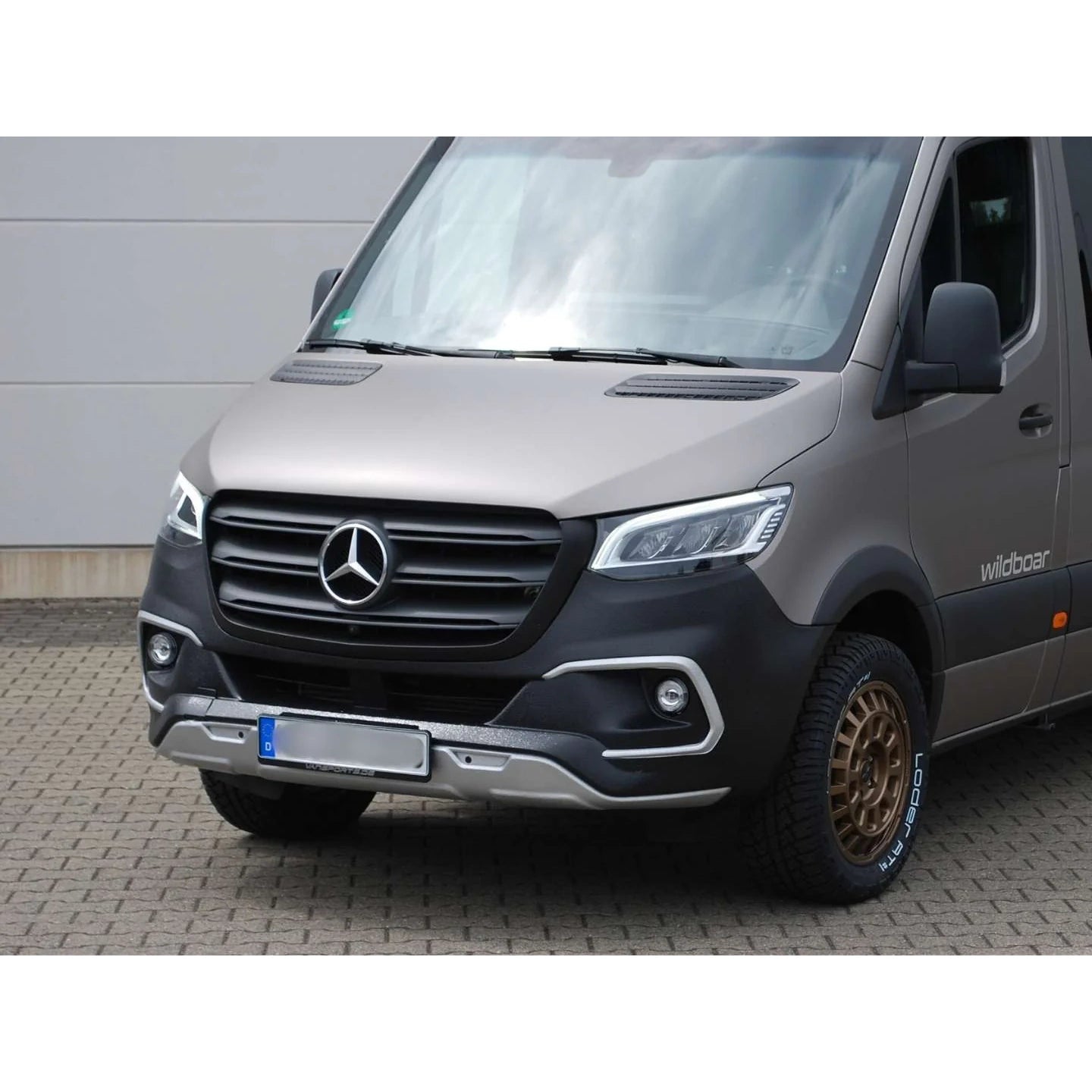 DESIGNER FRONTSCHÜRZE FÜR SPRINTER 907