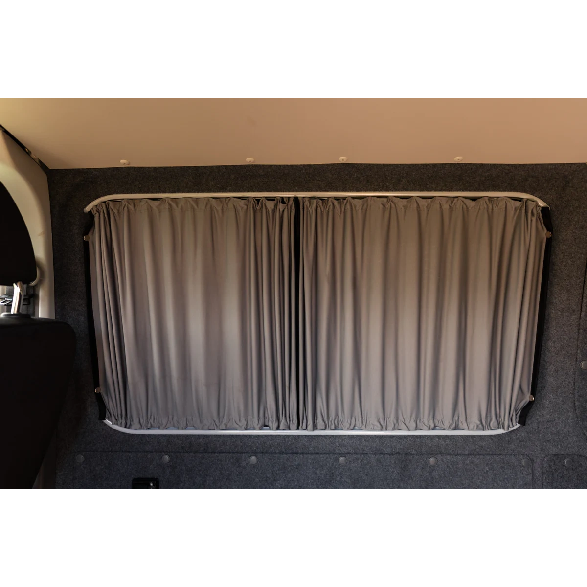 Vorhang Set für Ford Transit Custom 2013-2023 Mitte Rechts (Premium-Blackout)