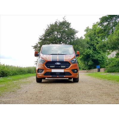 Lazer Lamps Kühlergrill-Kit Ford Transit Custom (2018-2022) inkl. 2x Triple-R 750 G2 Wide