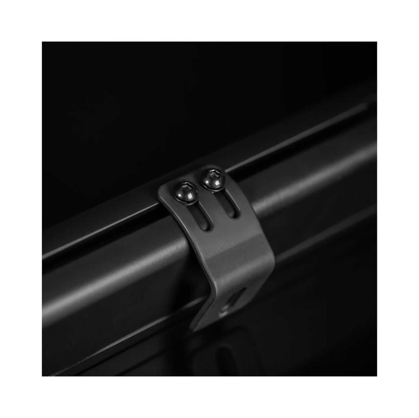 Flat-X 23 Zoll 2-in-1 - Fernscheinwerfer Lightbar E-Zulassung