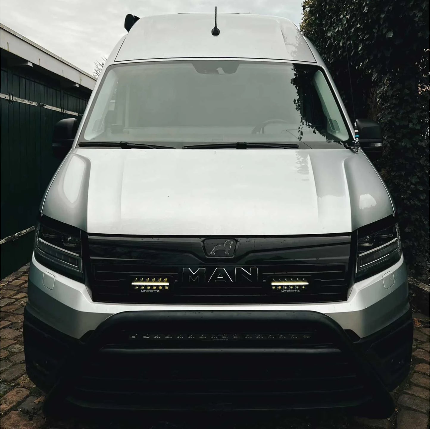 MAN TGE Gen. 1 ab 2017 bis heute - Kühlergrill Integrationskit für TRX