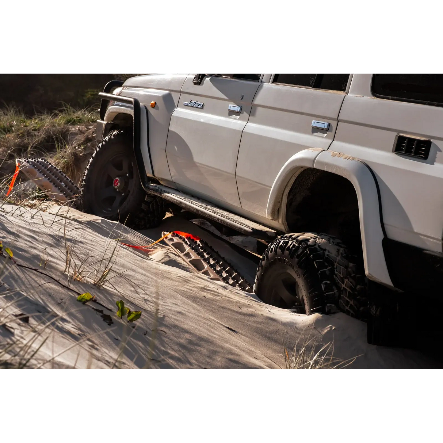 MAXTRAX XTREME Sandbleche – Recovery Boards für Offroad & 4x4 (Paar) mit/ohne Halterungen