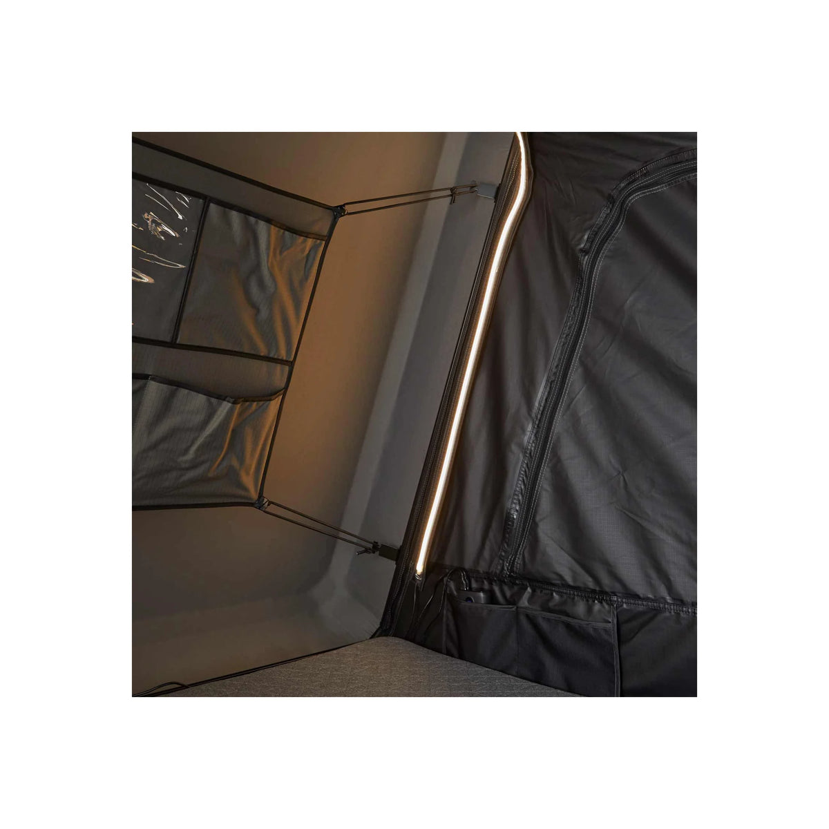 CUMARU LIGHT Aluminum Hardshell Roof Tent