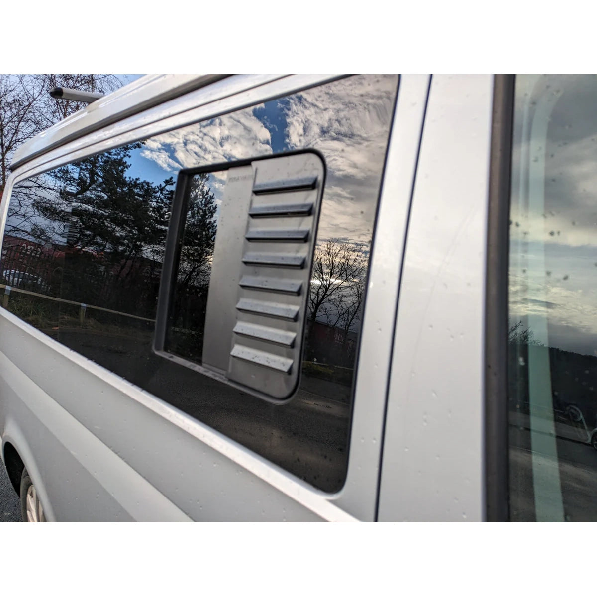 Kiravans Fensterlüfter für Kiravans VW T5/T6/T6.1 Öffnungsfenster