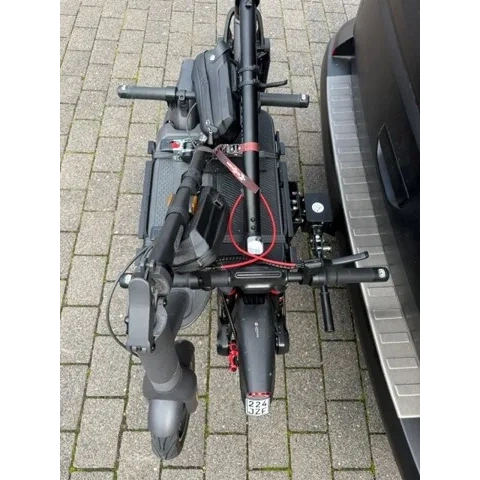 Universal e-scooter mount / carrier for tow bars