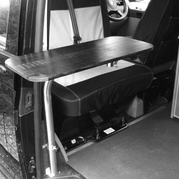 Tischbein-Set zur Anbringung am Fahrzeug - Flexible Nutzung